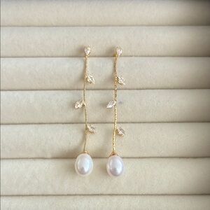Gold Vine Pearl Earrings | Elegant Dangle Jewelry | Romantic Feminine Style